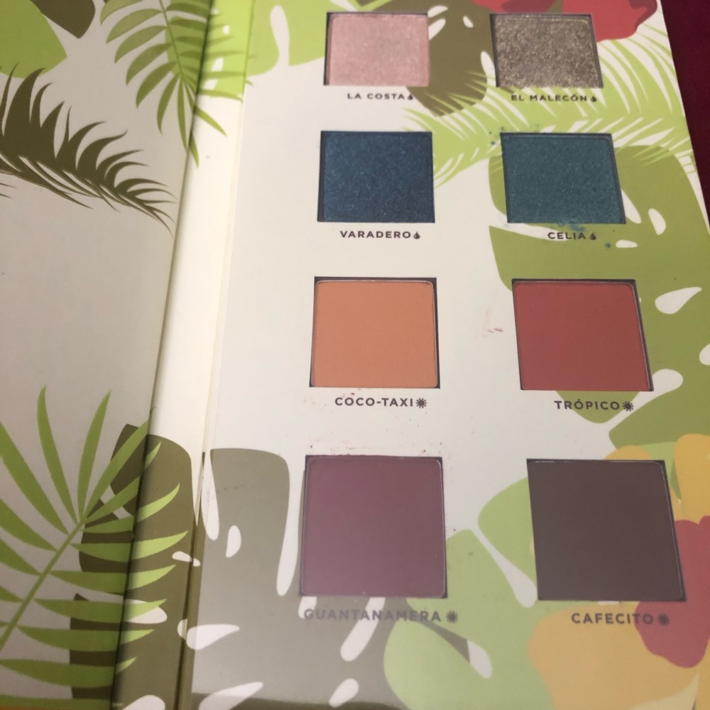 Eyeshadow palette